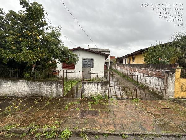 Casa em Santa Maria, Presidente Joao Goulart, Rua Jaguari, N. 65, Lt 07, RS. Área: 158.94m2