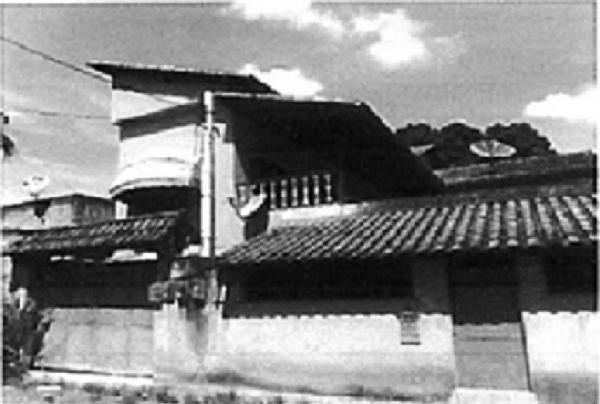 Casa em São Gonçalo, Jardim Catarina, Rua Carlos Fox, N. 450, Qd 40, RJ. Área: 265m2