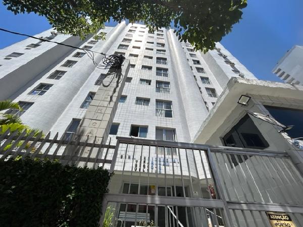 Apartamento em Guarujá, Enseada, Avenida Desembargador Plinio De Carvalho, N. 684, Apto 82, Ed Veleiro Bloco C, SP. Área: 44.36m2