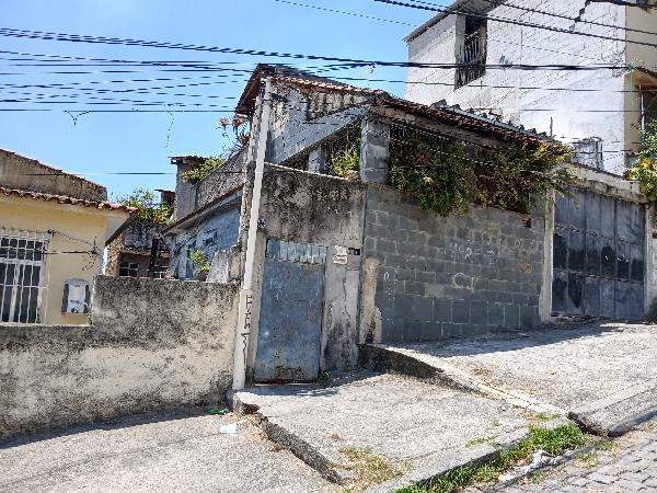 Casa em Rio de Janeiro, Lins De Vasconcelos, Rua Caparao, N. 33-F, Cs 05, RJ. Área: 30m2