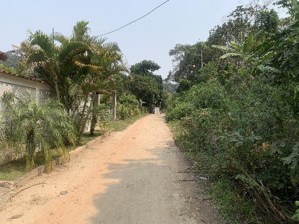 Casa em Magé, Baia Branca Guia De, Rua Treze, N. 624, Lt 08 Qd 14, RJ. Área: 61.2m2