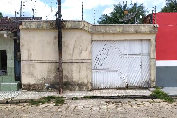 Casa em Vigia, Arapiranga, Travessa Diogo Holanda, N. 351,, PA. Área: 200m2