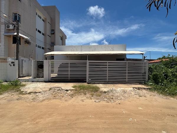 Casa em Cabedelo, Camboinha, Rua Doze De Dezembro, N. 88, Qd 19, PB. Área: 59.6m2