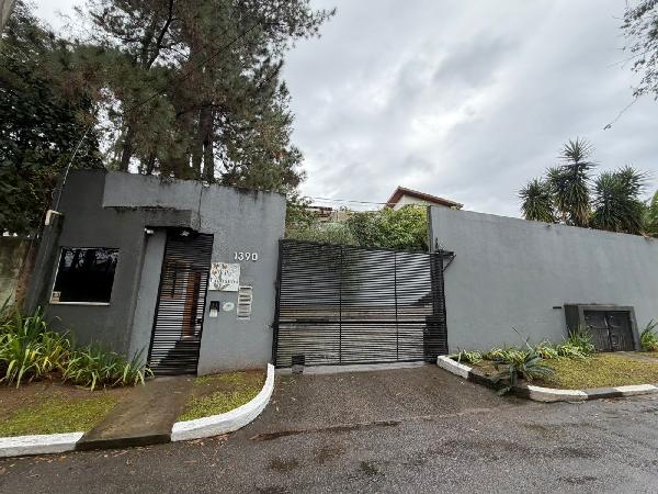 Casa em Carapicuíba, Chacara Dos Junqueiras, Rua Uruana, N. 1390, Unidade 02, SP. Área: 167.2m2