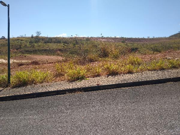 Terreno em Jaboticatubas, Reserva Real Un Golf, Sem Nome, N. Sn, Lt 04 Qd 39, MG. Área: 1000m2