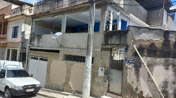Casa em São Gonçalo, Brasilandia, Travessa Lauro Soares, N. 85, Apto 201, Cs 03, RJ. Área: 155.91m2