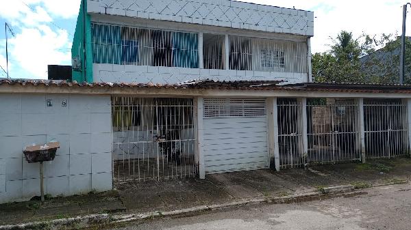 Casa em Cabo de Santo Agostinho, Santo Inßcio, Rua Domingos Afonso Ferreira Paiva, N. 146, Lt 01, Qd 37, PE. Área: 63.17m2