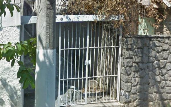 Casa em Niterói, Sao Domingos, Rua Padre Anchieta, N. 78/82,, RJ. Área: 70m2