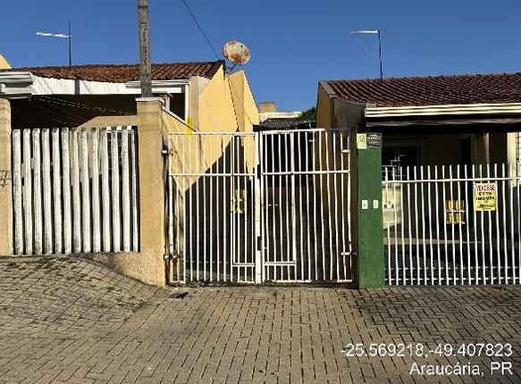 Casa em Araucária, Fazenda Velha, Rua Helena Pietrzyk Kurletto, N. 337, Cs 01 Qd 17 Lt 34, PR. Área: 60.05m2