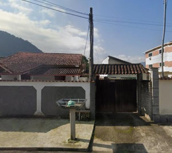 Casa em Guapimirim, Paiol, Rua Hamilton Rego Melo, N. 180, Cs 01, RJ. Área: 89.6m2