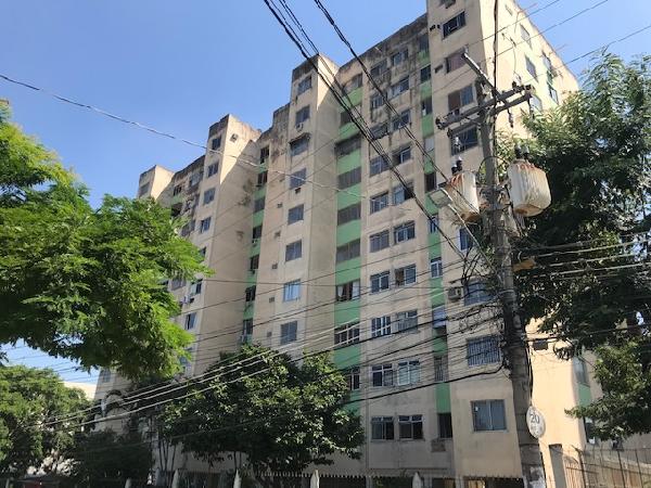 Apartamento em Rio de Janeiro, Turiacu, Rua Ibia, N. 517, Apto 1004, Bl 02, RJ. Área: 49m2