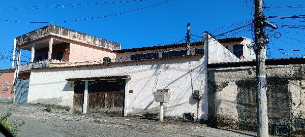 Casa em São Gonçalo, Pacheco, Rua Afonso Pena, N. 212, Cs 02, RJ. Área: 112m2