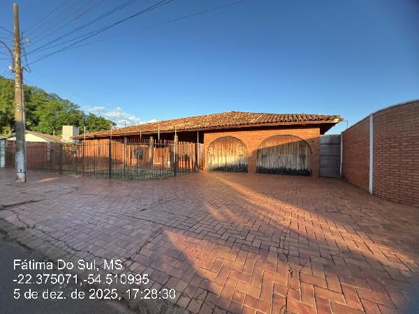 Casa em Fátima do Sul, Centro, Travessa Santa Rita, N. 71,, MS. Área: 441.35m2