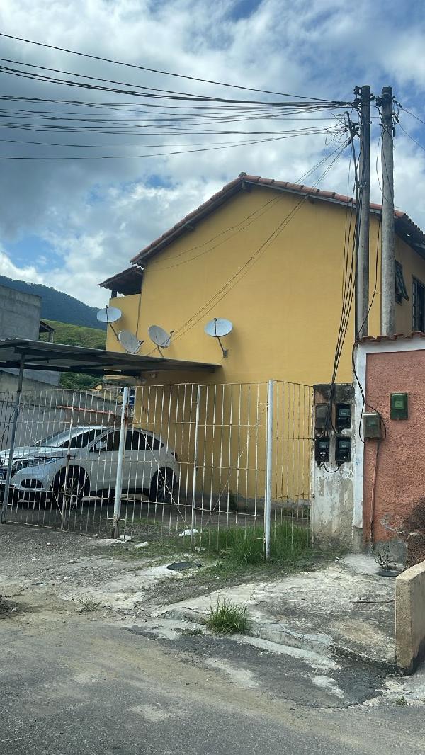 Casa em Nova Iguaçu, Valverde, Rua Lucia Helena, N. 116, Cs 02, RJ. Área: 51.14m2