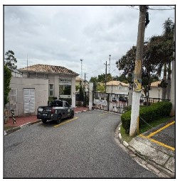 Casa em Carapicuíba, Chácara São Domingos, Passagem Abare, N. 1502, Casa 09, SP. Área: 83.13m2