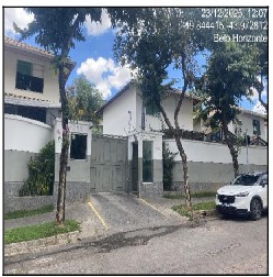 Casa em Belo Horizonte, Santa Amelia, Rua Das Canarias, N. 729, Cs 01, MG. Área: 120m2
