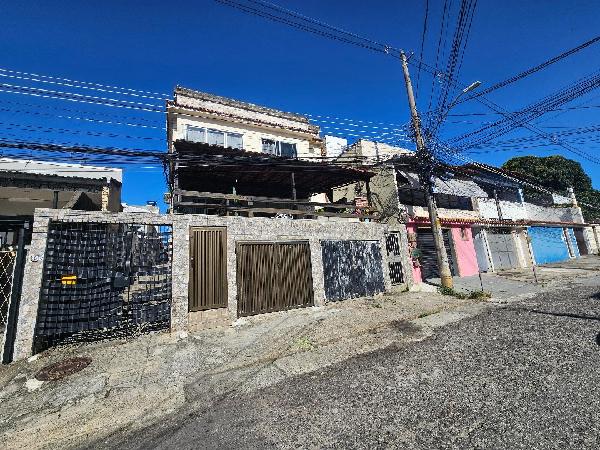 Apartamento em Rio de Janeiro, Cacuia, Rua Floresta Azul, N. 365, Apto 301, Lt 365, RJ. Área: 42m2