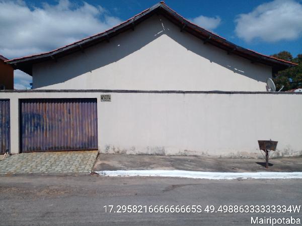 Casa em Mairipotaba, Lot. Municipal, Rua Dom Pedro I, N. Sn, Qd 26 Lt 04, GO. Área: 169.2m2
