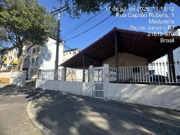 Apartamento em Rio de Janeiro, Marechal Hermes, Rua Capitao Rubens, N. 1, Apto 406, Bl 8, RJ. Área: 48m2