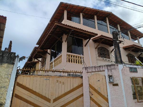 Casa em Lauro de Freitas, Centro, Rua Ailton Simas, N. 288, Casa 03, BA. Área: 263.22m2