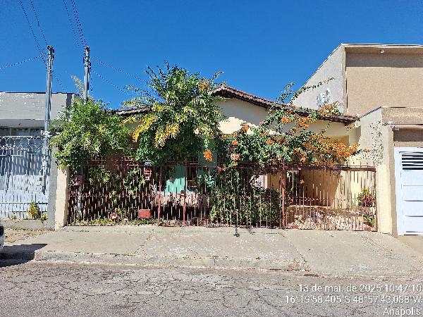 Casa em Anápolis, Jardim Bela Vista, Rua Jornalista Arlindo Cardoso, N. 287, GO. Área: 250m2