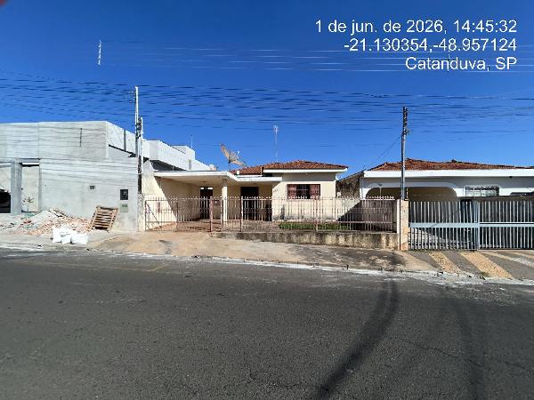 Casa em Catanduva, Jardim Bela Vista, Rua Jundiai, N. 660, 4318, SP. Área: 131m2