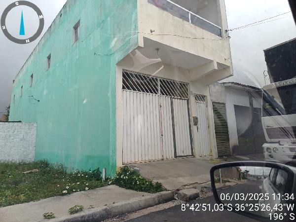 Casa em Jupi, Loteamento Mandacaru, Av. Projetada 03, N. 84, Lt-A Qd 7, PE. Área: 160m2