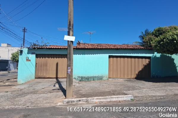 Casa em Goiânia, Setor Gentil Meireles, Rua Rafaello, N. Sn, Qd 57 Lt 01, GO. Área: 180m2