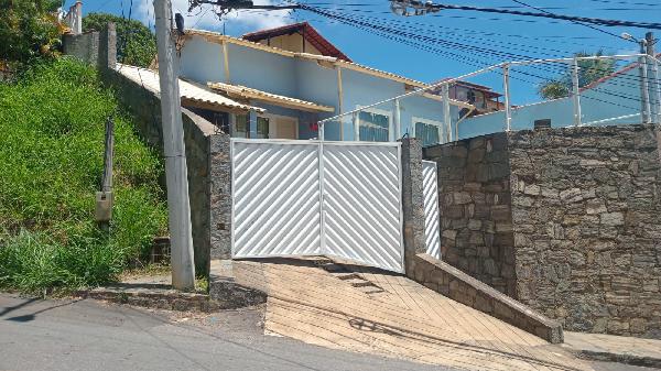 Casa em Miguel Pereira, Miguel Pereira, Rua Francisco Andreiolo, N. 80, Sn, 0602, RJ. Área: 75m2