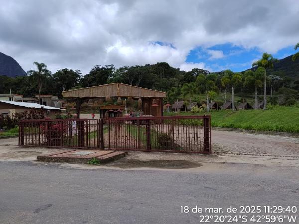Terreno em Teresópolis, Colonia Alpina, Estrada Santa Rita, N. Sn, Un 54, Qd V, RJ. Área: 1049.16m2