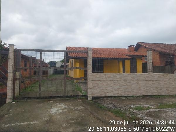 Casa em Imbé, Centro, Rua Cruz Alta, N. 659, Lt 21 Qd 211, RS. Área: 60m2