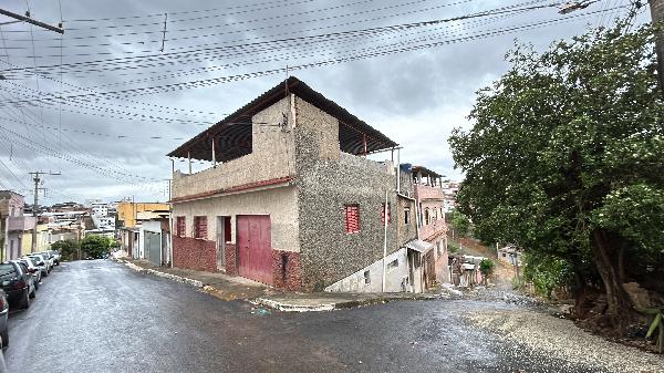 Apartamento em São João Nepomuceno, Santa Terezinha, Rua Alcebiades Valente, N. 422, Apto 102, ., MG. Área: 36.58m2