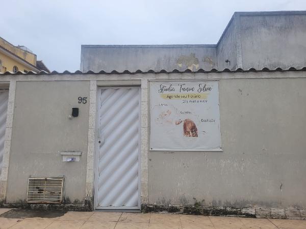 Casa em São Gonçalo, Galo Branco, Rua Jose Marques De Almeida, N. 95, Bl 43, RJ. Área: 99m2