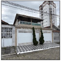 Casa em Praia Grande, Maracana, Rua Jose Demar Peres, N. 238, Cs 03 Pav Superior, SP. Área: 73.71m2