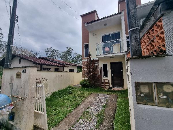 Casa em São João Batista, Tajuba I, Rua Marcio Antonio Mazera, N. 42, Cs 09, SC. Área: 61.26m2