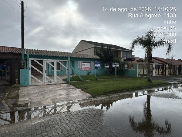 Casa em Imbé, Centro, Rua Alegrete, N. 1168, Lt 05 Qd 223, RS. Área: 116.5m2