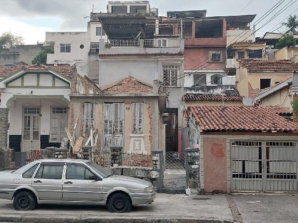 Apartamento em Rio de Janeiro, Quintino Bocaiuva, Rua Da Republica, N. 307, Apto 201, Fundos, RJ. Área: 106m2