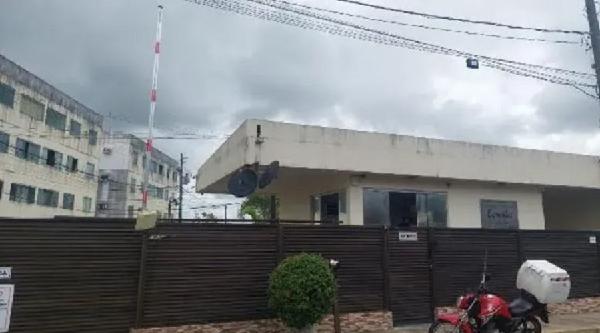 Apartamento em Jaboatão dos Guararapes, Zumbi Do Pacheco, Rua Santa Luzia, N. 221, Apto 102, Bl20, PE. Área: 50.36m2