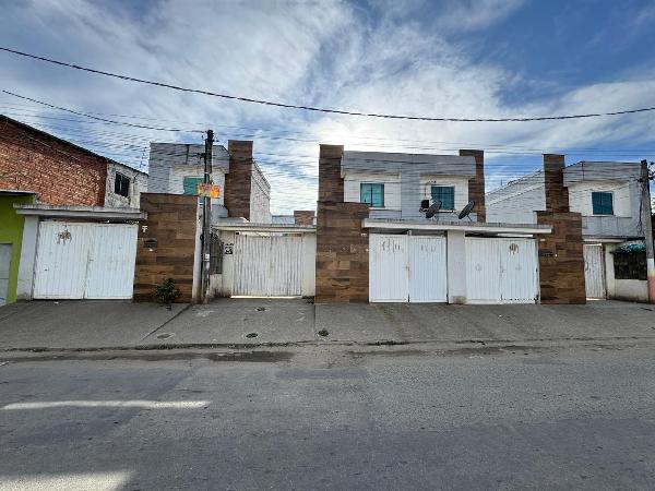 Casa em Belford Roxo, Xavantes, Rua Bogari, N. 44, Cs 04, RJ. Área: 55.5m2
