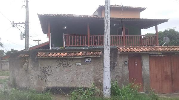 Casa em São Gonçalo, Bom Retiro, Rua Jose Serrado N 587 11029cb, N. 587, Terreno, RJ. Área: 326.68m2
