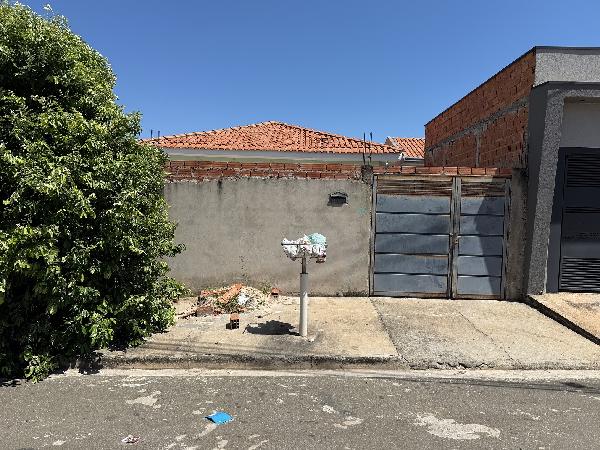 Casa em Santa Rosa de Viterbo, Jardim Nova Canaa, Rua Orlando Luiz Teixeira, N. 46, Qd D Lt 04, SP. Área: 57.55m2