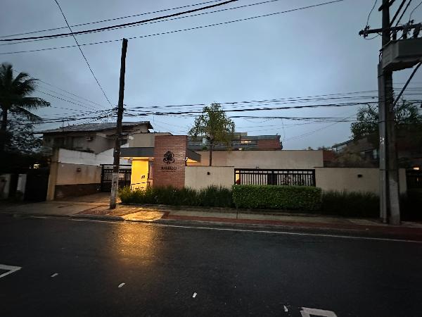 Apartamento em Niterói, Piratininga, Rua Roma, N. 360, Apto 106, Bl 3 Vg 75, RJ. Área: 91.15m2