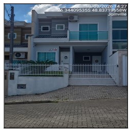 Casa em Joinville, Petropolis, Rua Waldemar Cercal, N. 380, Cs 02 Lt04 Qd D, SC. Área: 112.17m2