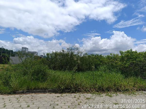 Terreno em Capivari de Baixo, Lot Nova Santa Lucia, Projetada E, N. Sn, Lt 07 Qd 07, SC. Área: 300.19m2