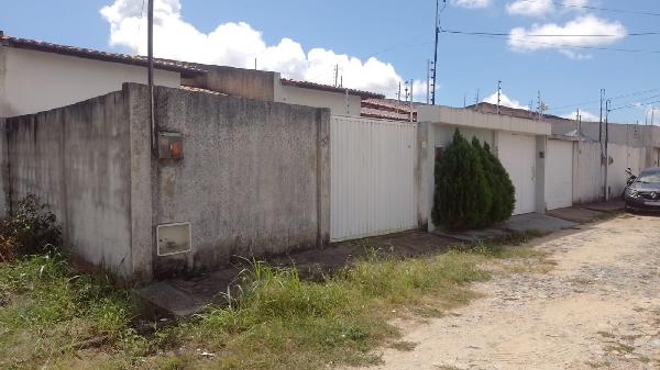 Casa em Acaraú, Trav Mongubas-sede, Rua Sdo, N. 324, Quadra 03 Lote 15, CE. Área: 76.75m2