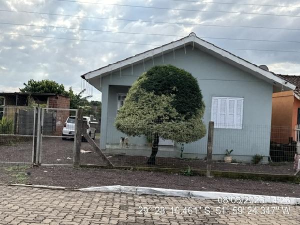Casa em Lajeado, Jardim Do Cedro, Rua Benno Jose Zart, N. 707,, RS. Área: 59.44m2