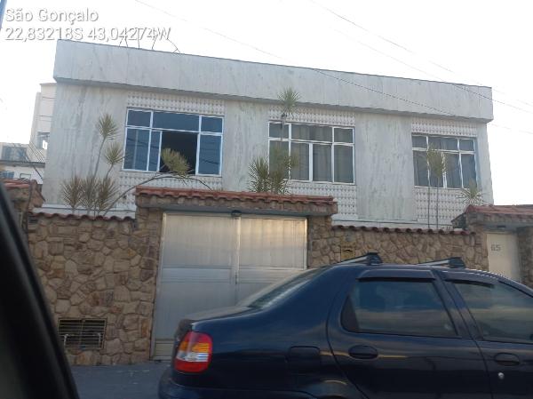 Casa em São Gonçalo, Rocha, Rua Guilhermina Maia, N. 65, Casa 02 - 1° Dist, RJ. Área: 68m2