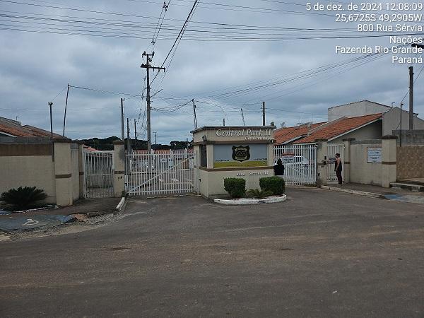 Casa em Fazenda Rio Grande, Nações, Rua Servia, N. Sn, 128, PR. Área: 38.6m2
