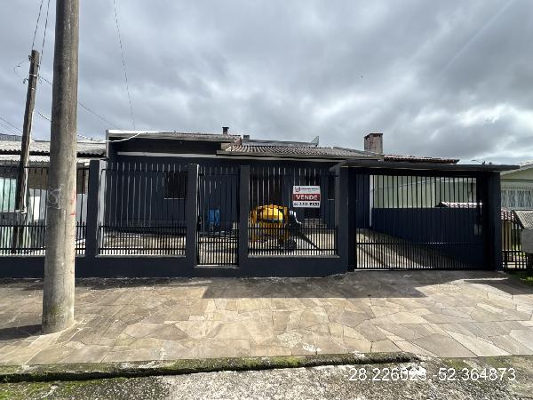 Casa em Passo Fundo, Sao Jose, Rua Beijaflor, N. 64, Lt 10a Qd O Gleba A, RS. Área: 120m2