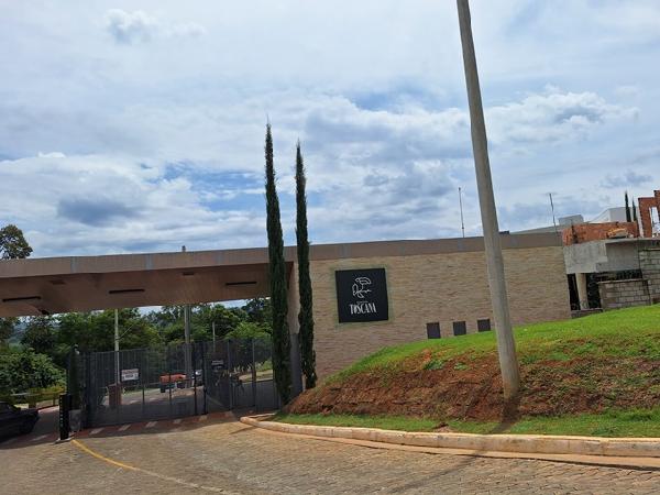 Terreno em Vespasiano, Gran Park, Rua 27, N. Sn, Lt 02 Qd 23, MG. Área: 407.6m2